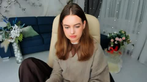 Snapshot of miraclecurly chatting on 04.27.26 Emma online show from 04.27.26