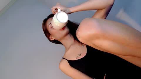 Snapshot of miraclegirl23 chatting on 02.26.25 Zoey online show from 02.26.25