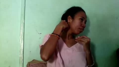 Snapshot of mirah881 chatting on 05.13.26 mirah881 online show from 05.13.26