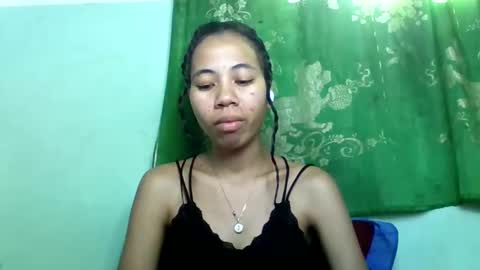 Snapshot of mirah881 chatting on 05.29.26 mirah881 online show from 05.29.26