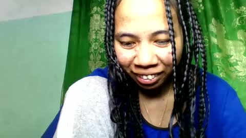 Snapshot of mirah881 chatting on 06.22.26 mirah881 online show from 06.22.26