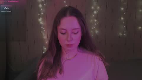 Kira online show from 02.10.25