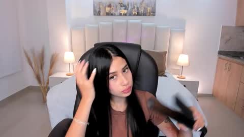 miranda_crawfor online show from 10.24.25