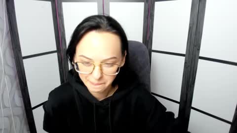 Mira online show from 02.04.25