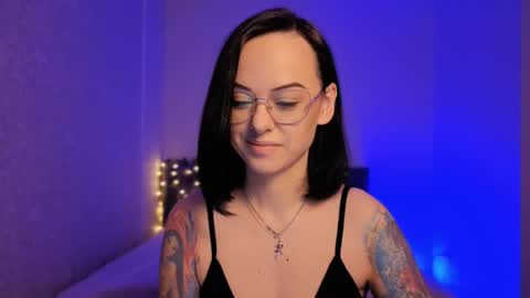 MiraSkyy online show from 02.25.26