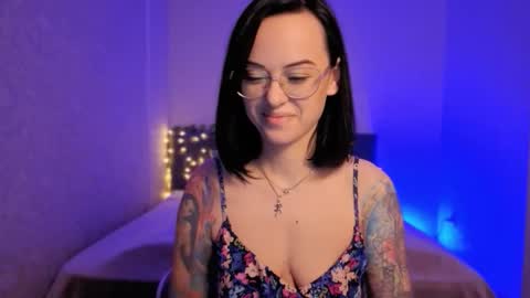 MiraSkyy online show from 03.10.26