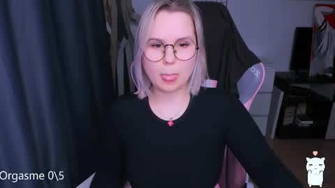 Kira online show from 04.11.26