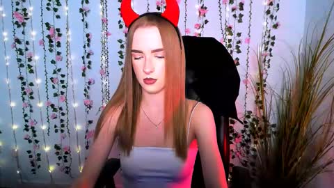 Snapshot of miriam_crazy chatting on 09.13.25 miriam_crazy online show from 09.13.25