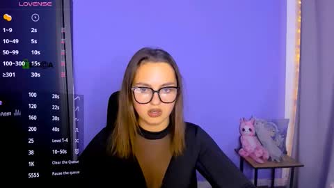 Snapshot of miriam_crazy chatting on 10.14.25 miriam_crazy online show from 10.14.25