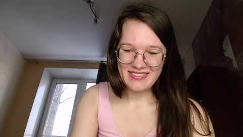 Snapshot of miriamor chatting on 02.09.25 Mira online show from 02.09.25