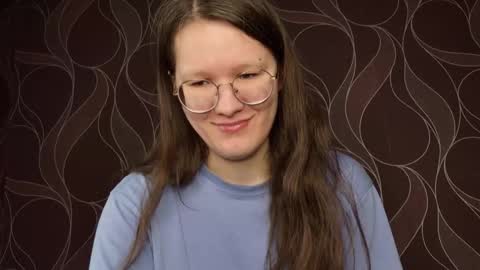 Snapshot of miriamor chatting on 10.10.25 Mira online show from 10.10.25