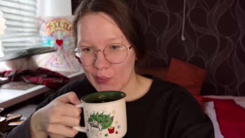 Snapshot of miriamor chatting on 10.13.25 Mira online show from 10.13.25