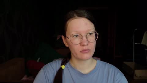 Snapshot of miriamor chatting on 10.26.25 Mira online show from 10.26.25