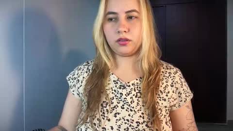 Snapshot of mirilinda chatting on 02.06.26 mirilinda online show from 02.06.26