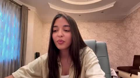 Mila online show from 08.01.26