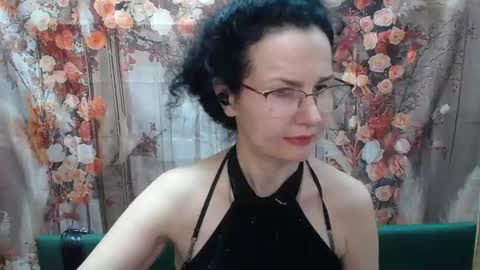 Miroslava Happi online show from 07.12.26