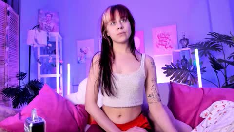 Snapshot of misapage chatting on 09.19.25 Misa online show from 09.19.25