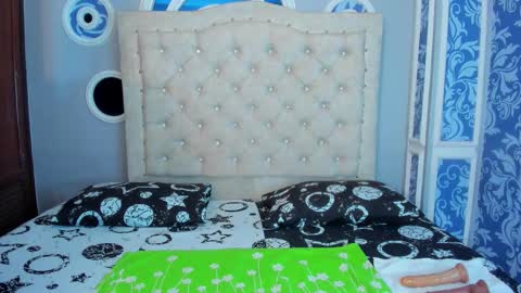 Mishell online show from 12.19.25