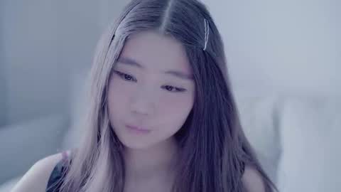 Snapshot of miso_misa chatting on 10.18.25 Misa online show from 10.18.25