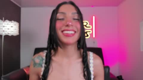 Snapshot of miss___evangeline chatting on 06.24.26 Evangeline online show from 06.24.26