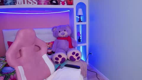 Megan online show from 02.28.26