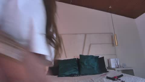 miss__ary_ online show from 05.11.26