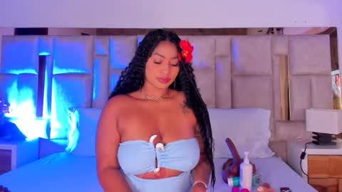 Snapshot of miss_abigail_ chatting on 11.16.25 Miss Abigail online show from 11.16.25