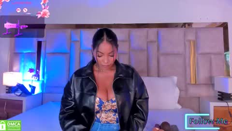 Snapshot of miss_abigail_ chatting on 12.04.25 Miss Abigail online show from 12.04.25