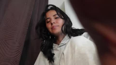 miss_ann_1 online show from 12.22.25