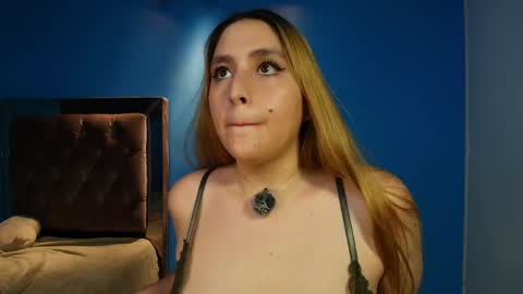 Snapshot of miss_anny18 chatting on 04.06.26 Anny online show from 04.06.26