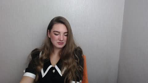 Snapshot of miss_azalea chatting on 12.06.24 Georgia online show from 12.06.24