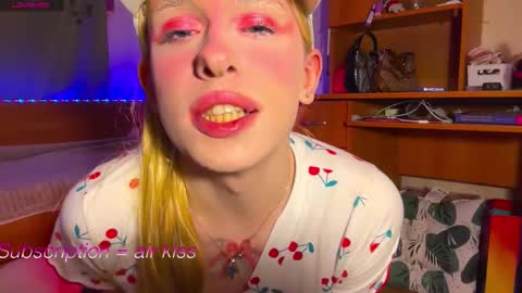 Snapshot of miss_barbie1 chatting on 02.14.26 Anya online show from 02.14.26