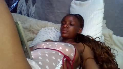 miss_belllo online show from 02.02.25