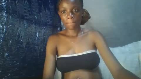 miss_belllo online show from 02.17.25