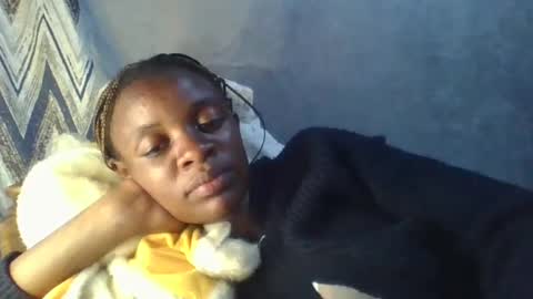 miss_belllo online show from 03.06.25