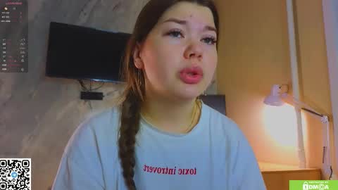 Snapshot of miss_bubbles chatting on 01.13.26 Sandy online show from 01.13.26