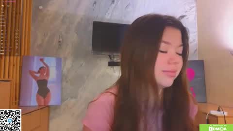 Snapshot of miss_bubbles chatting on 02.01.26 Sandy online show from 02.01.26