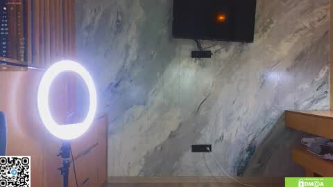 Snapshot of miss_bubbles chatting on 02.21.26 Sandy online show from 02.21.26