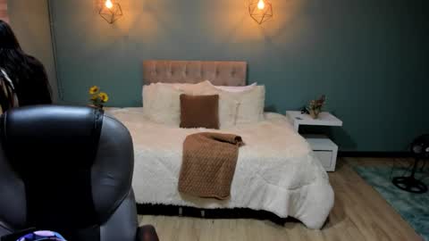 Cataleya online show from 11.05.25