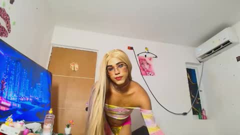 Snapshot of miss_channellx chatting on 05.29.26 miss_channellx online show from 05.29.26