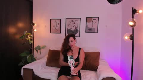 Charlize online show from 04.14.26