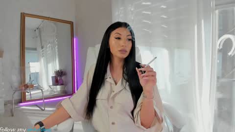 miss_diamond__ online show from 09.20.25