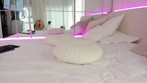 miss_diamond__ online show from 10.11.25