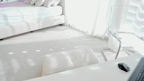 miss_diamond__ online show from 10.17.25