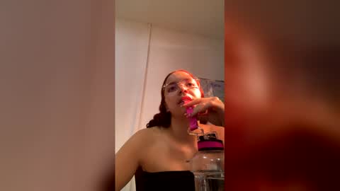 miss_dior1 online show from 02.14.26