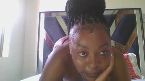 miss_dree online show from 12.03.24