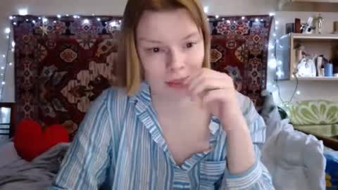 Elis online show from 02.07.25