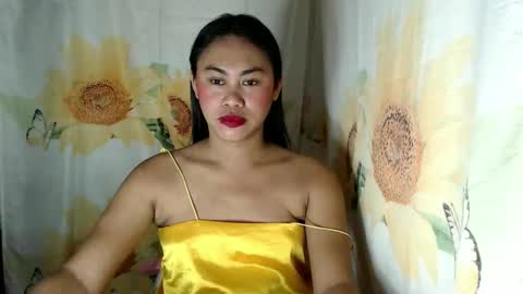 Snapshot of miss_eva2025 chatting on 05.21.26 Eva online show from 05.21.26
