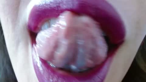 Miss Evoleth online show from 07.07.26