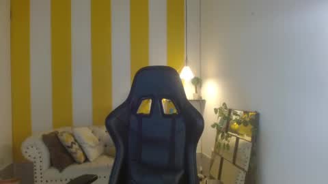 miss_honey1 online show from 02.06.25